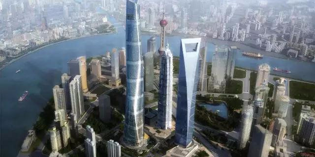 中國第一高樓再次被刷新：總高677米，中國第一，世界第二